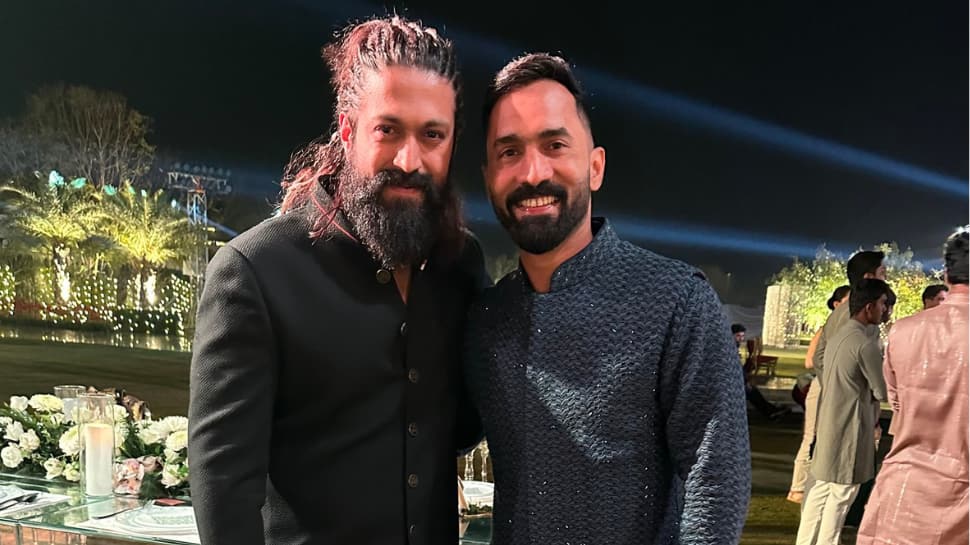 'Salaam Rocky Bhai': Dinesh Karthik با یاش بازیگر مشهور KGF ملاقات می کند، عکس را در رسانه های اجتماعی به اشتراک می گذارد |  اخبار کریکت