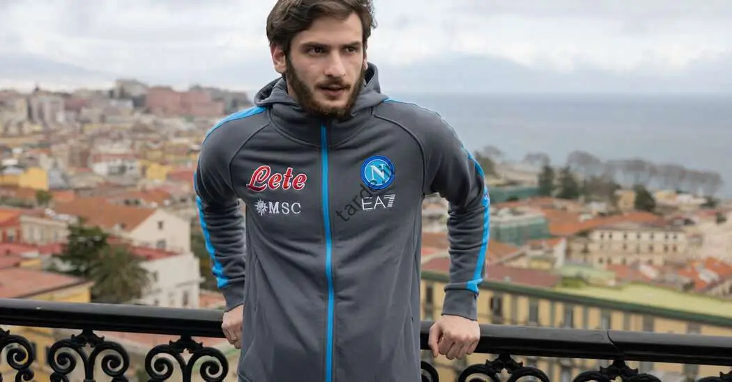 کوارای ناپولی راز خود را به اشتراک می گذارد: "آزادی امضای من است"